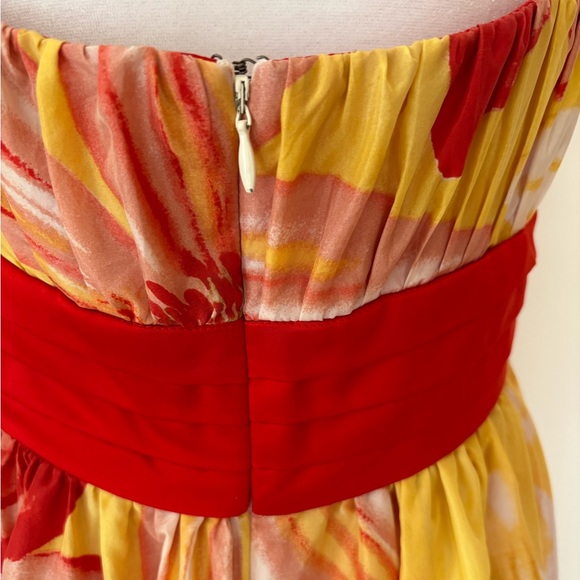 BCBG Silk Yellow Red Floral Strapless Mini Dress Size 12 - Picture 6 of 16